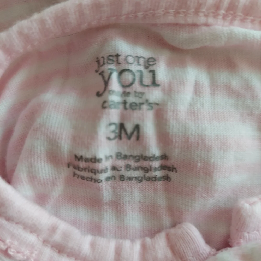 🎁 10/$25- Carter's pink and white sleeper, 3 months, owl